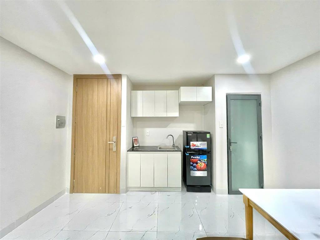 Cho thuê căn hộ dịch vụ 1pn gần cầu kinh tẻ, cầu khánh hội, đh ntt, luật, xóm chiếu quận 4