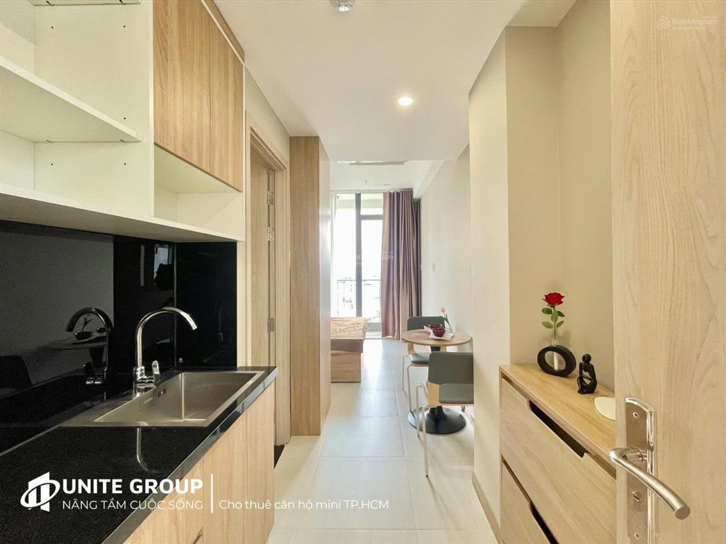 Cho thuê chdv studio ban công lớn, full nt gần lotte, cầu kênh tẻ, rmit, vivocity, gần q4, q1, q8