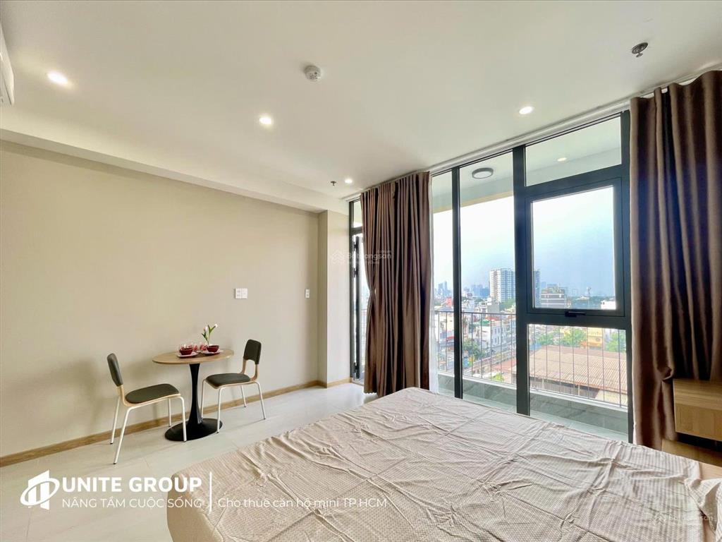 Cho thuê chdv studio ban công lớn, full nt gần lotte, cầu kênh tẻ, rmit, vivocity, gần q4, q1, q8