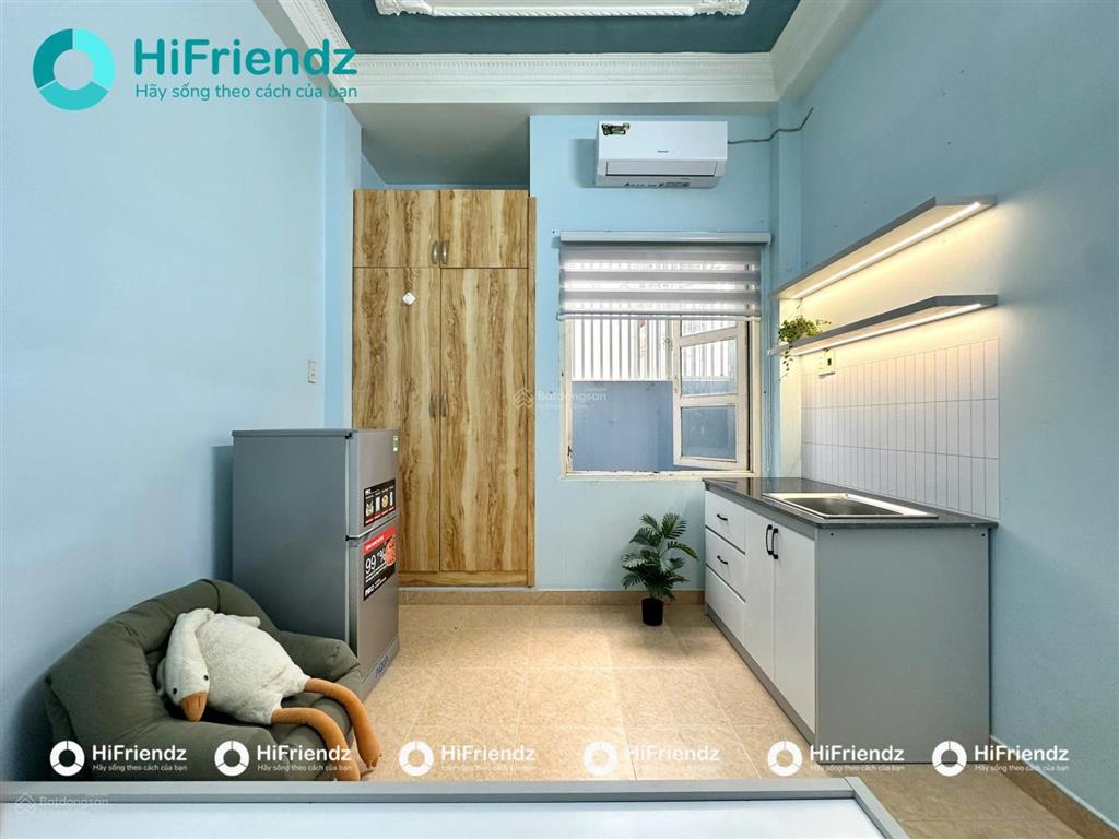 Studio ban công thoáng nhà mới hạt dẻ đầy đủ nội thất ngay trung tâm