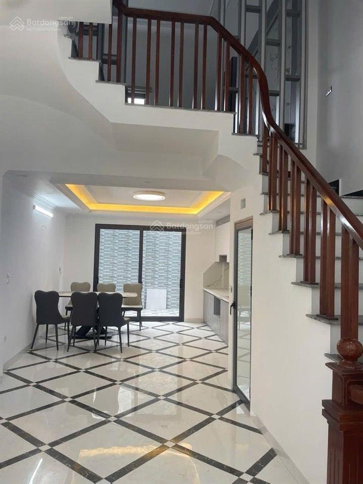 Vĩnh quỳnh  đại thanh 62m2 x 5tầng  5 phòng ngủ  giá 7tỷ có thương lượng.  0356 836 ***