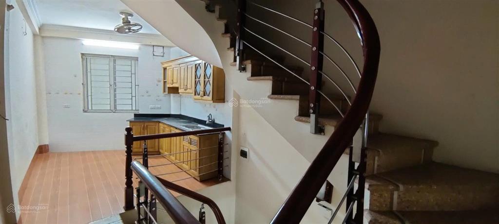 Chính chủ cho thuê nhà 307 đường giáp bát, hoàng mai, hà nội