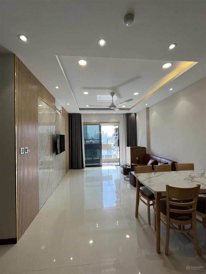 Căn hộ de capella góc 3 mặt thoáng 3pn, 2wc full nội thất mới, giá tốt 21 triệu vnd, 95m2