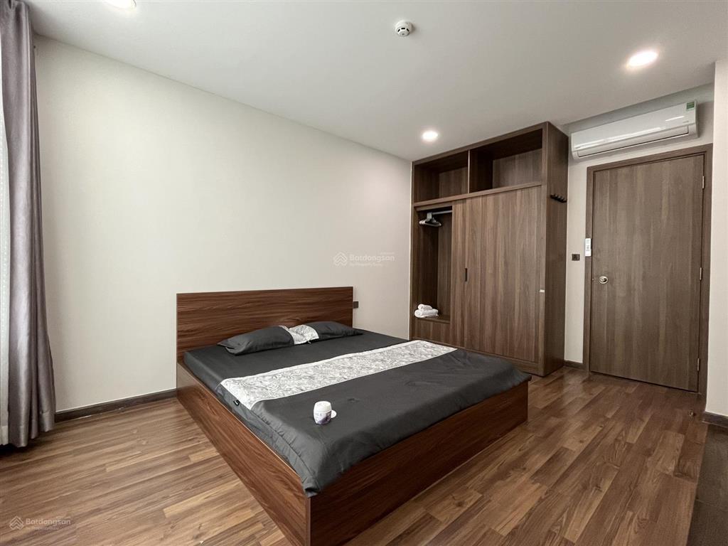 Căn hộ de capella góc 3 mặt thoáng 3pn, 2wc full nội thất mới, giá tốt 21 triệu vnd, 95m2