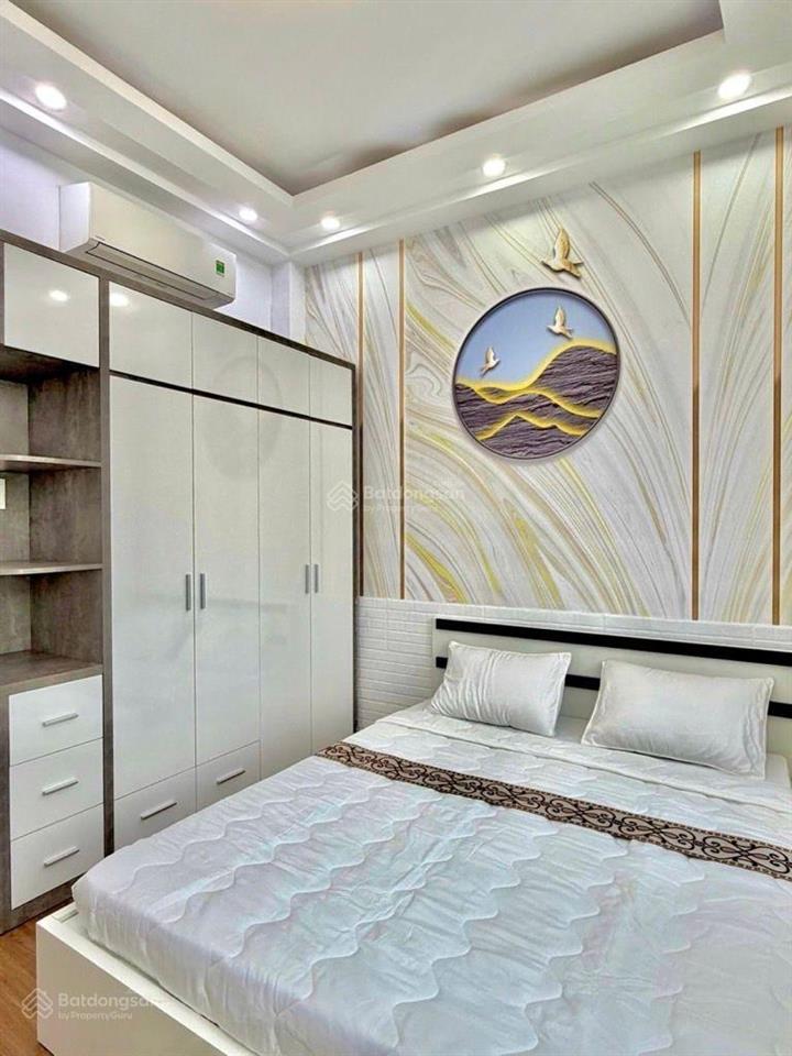 Hẻm thông phan văn trị p.11 bình thạnh  30m ra mặt tiền  4 tầng btct 5pn mới đẹp  dt 36m