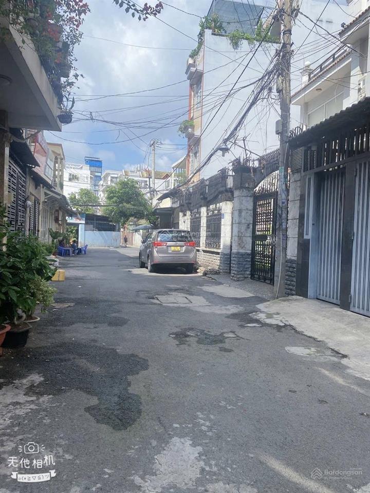 Đất phân lô hoàng hoa thám (chợ cây quéo)