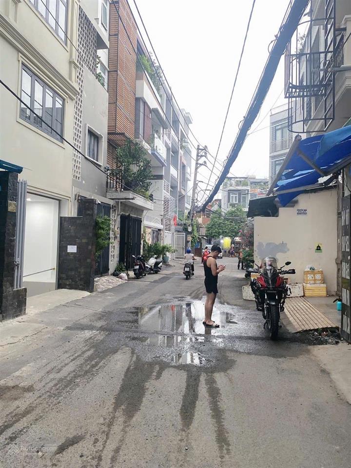 Chdv nguyễn kiệm  hẻm ô tô thông  đối diện bv 175  gần sân bay