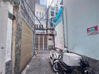 Bán gấp nhà cách mạng tháng 8, quận 3 gần mt 70m2 4 tầng