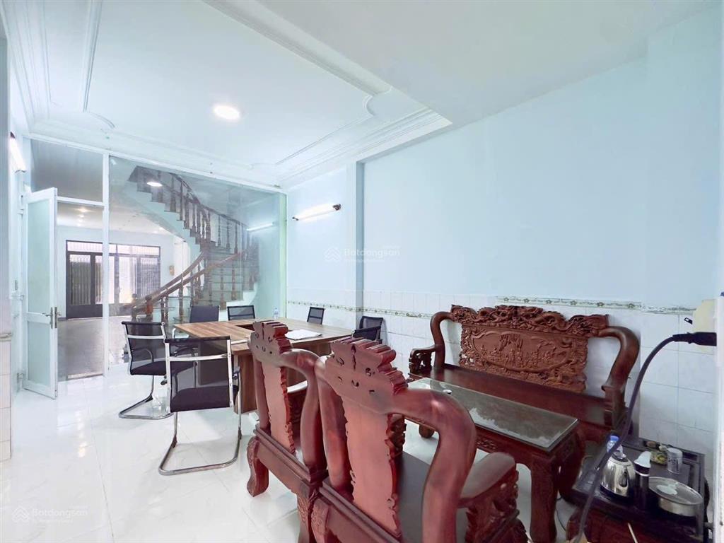 Mặt tiền hoa lan phú nhuận ngang 4m nở hậu 4 tầng dòng tiền 40tr/tháng