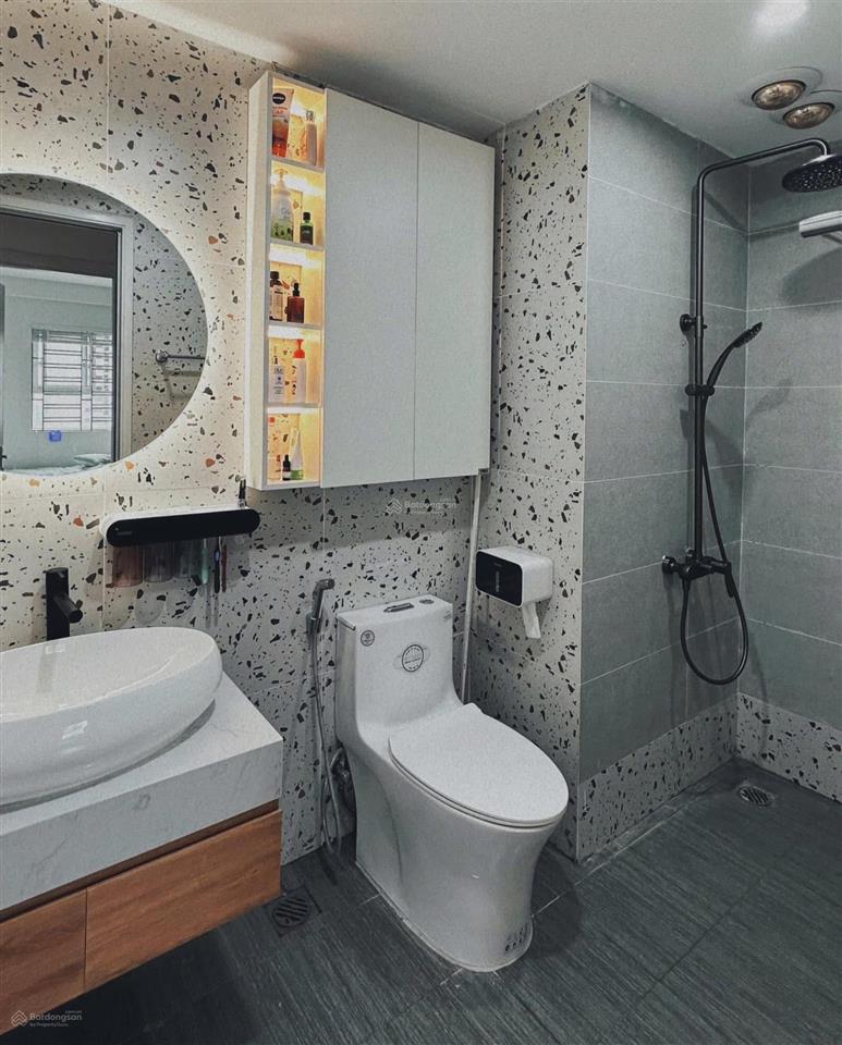 Hàng hiếm tại south building. dt 77m2, 2pn, 2wc, đầy đủ nội thất. giá chỉ 5.5 tỷ  0917 208 ***