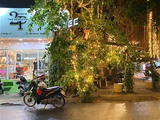 Mặt tiền đường số  tân quy cũ  ngang 19m  lô góc 2 mặt tiền  cách nguyễn thị thập 20m