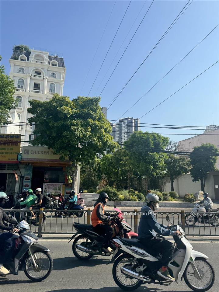 Đất mt đường nguyễn thị thập, ngang 14m, sát metro bến thành cần giờ, xây chdv, văn phòng, 210tr/m2