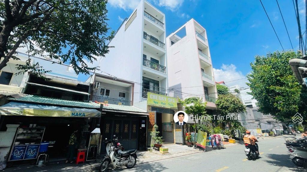 Bán gấp mt đường số kế phú mỹ hưng, 5p tới lottemart nguyễn thị thập, hđt 1.2 tỷ/năm, 1 đời chủ