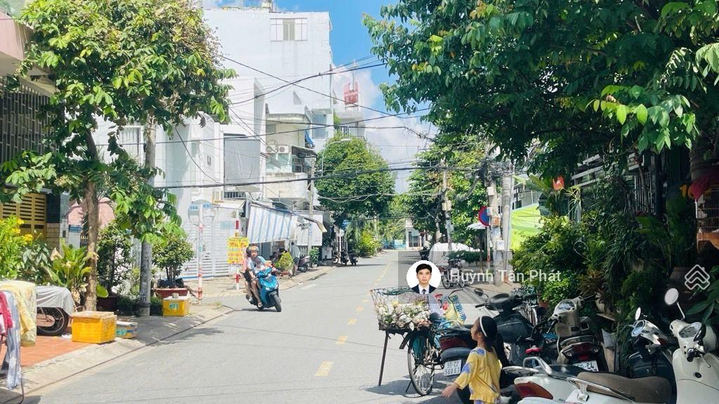 Bán gấp mt đường số kế phú mỹ hưng, 5p tới lottemart nguyễn thị thập, hđt 1.2 tỷ/năm, 1 đời chủ