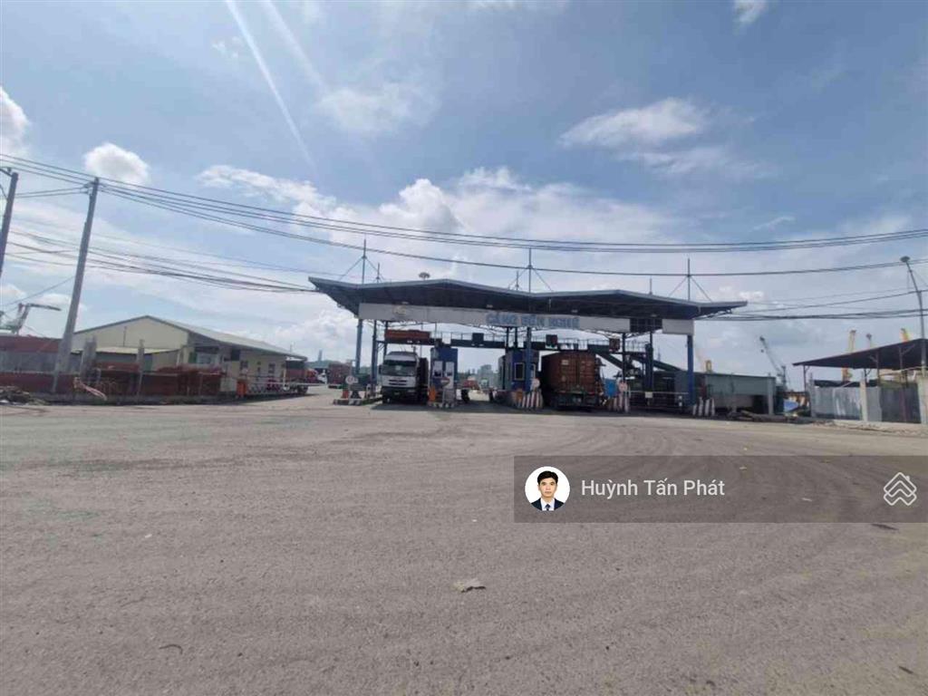 Bán gấp đất kcx tân thuận, ngang siêu khủng 35m, thích hợp làm kho xưởng, bãi bến xe, nhà máy
