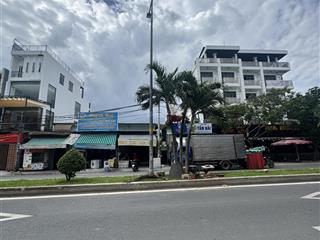 Bán nhà mặt tiền phú thuận, quận 7 hđt 30tr/tháng, xây tòa nhà 8 tầng, ngang lớn kế phú mỹ hưng