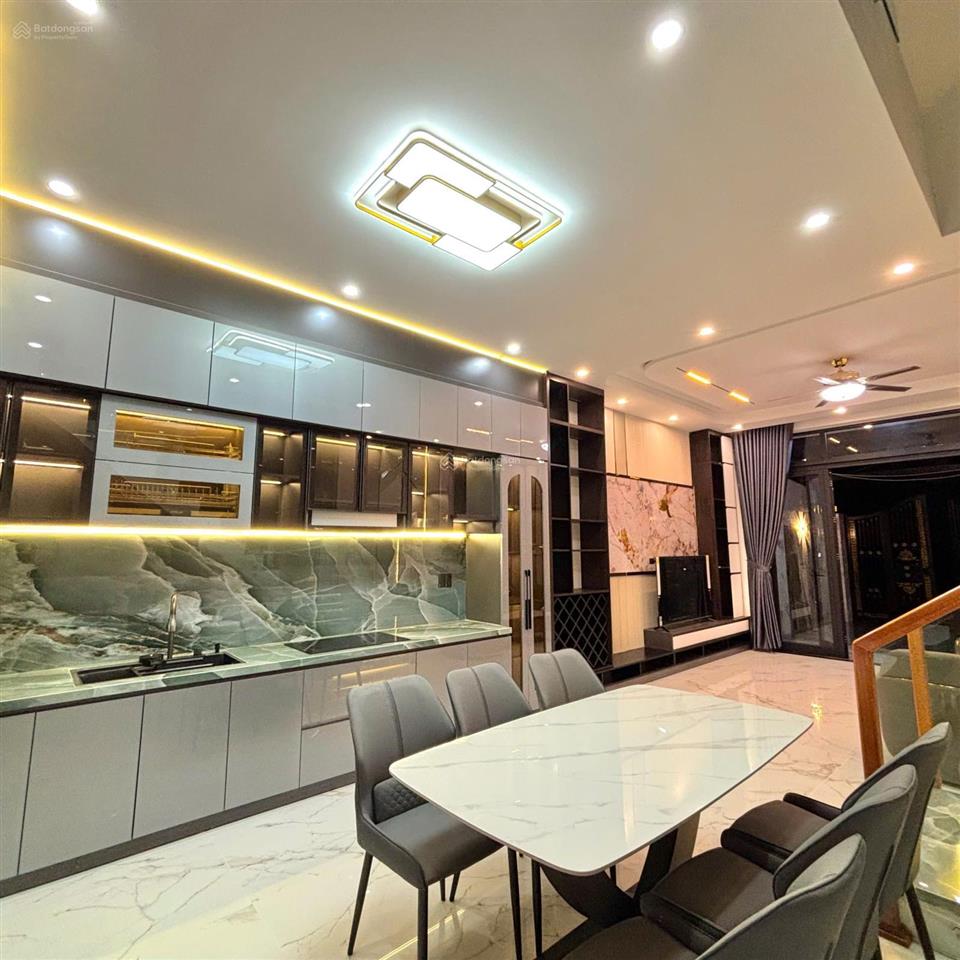 Bán siêu phẩm 3 tầng hiện đại đường 7m5 ,hoà xuân, tp đà nẵng