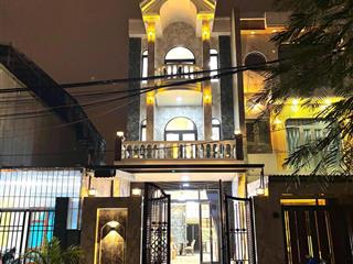 Bán nhà tân cổ điển full nội thất hiện đại chỉ vào ở,trung tâm kết nối các tiện ích hoà xuân, đn