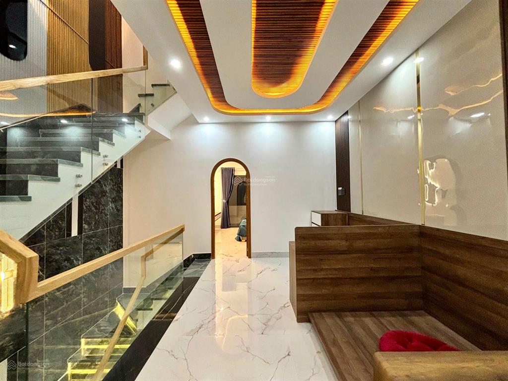 Bán nhà 3 tầng mới xây hiện đại thông trần nam trung và phạm hùng, sát ngã 4, hòa xuân
