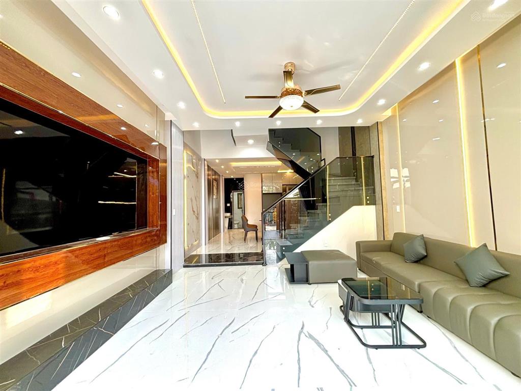 Bán gấp nhà 3 tầng mới xây đường bàu cầu giá cắt lỗ ở hòa xuân, gần ql1a, gần ccxh eco