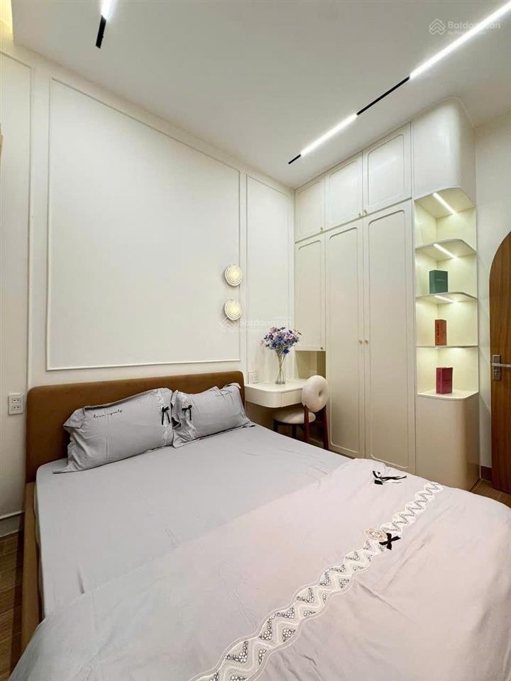 Bán nhà đẹp 3 tầng mới xây xong kiệt ô tô 5m, gần biển nguyễn tất thành, tp đà nẵng