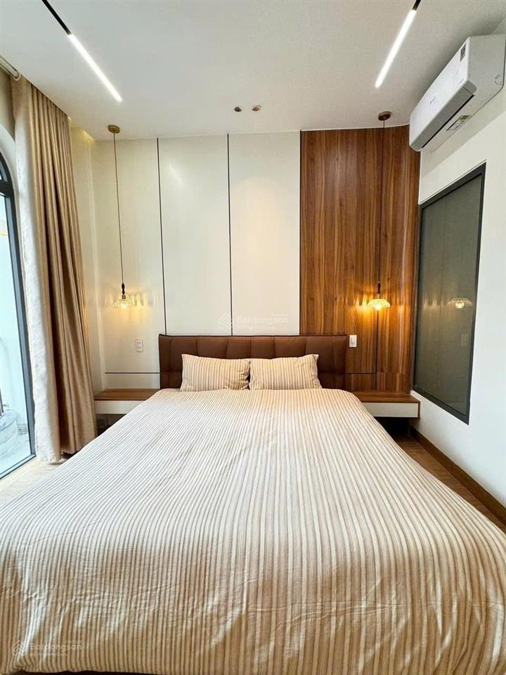 Bán nhà đẹp 3 tầng mới xây xong kiệt ô tô 5m, gần biển nguyễn tất thành, tp đà nẵng