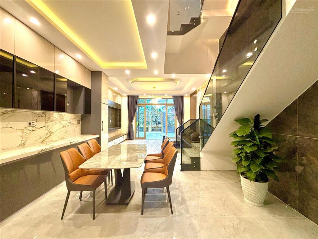 Bán tân cổ điển sát ngã 4 đường 7.5m thông phạm hùng và văn tiến dũng, đường tế hanh, tp đà nẵng