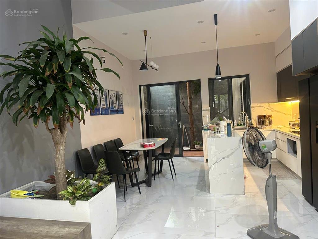 Bán siêu phẩm đắt địa hòa xuân đường lê quảng chí 10.5m con đường sầm uất, kinh doanh tốt