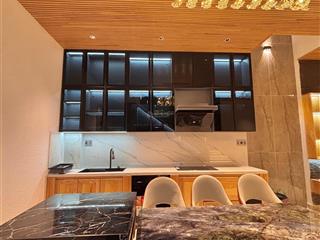 Bán nhà mặt tiền mới xây 3 tầng hiện đại khu vip hoà xuân,giữa cầu ntp và hoà xuân