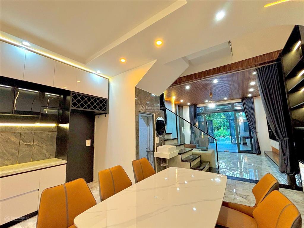 Chỉ nhỉnh 5 tỷ sở hữu ngay nhà mới 3 tầng hoà xuân hiện đại, dòng tiền cho thuê 20 tr