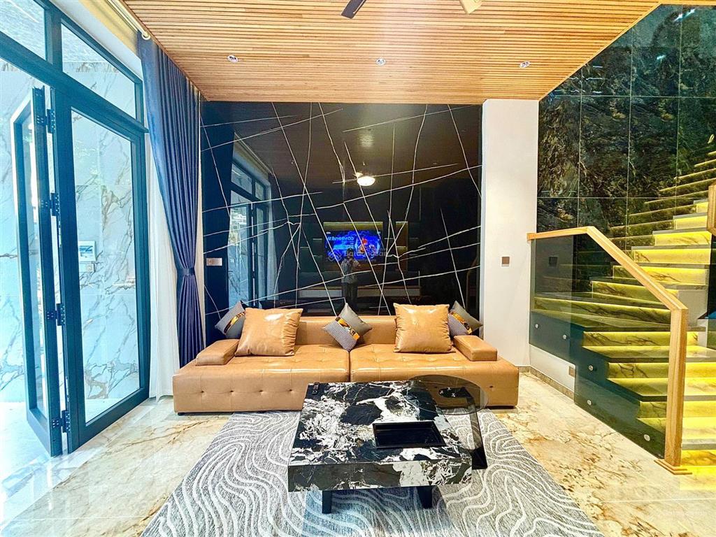 Bán nhà 3 tầng mới xây sau lưng biển nguyễn tất thành, hòa minh gốc, tp đà nẵng