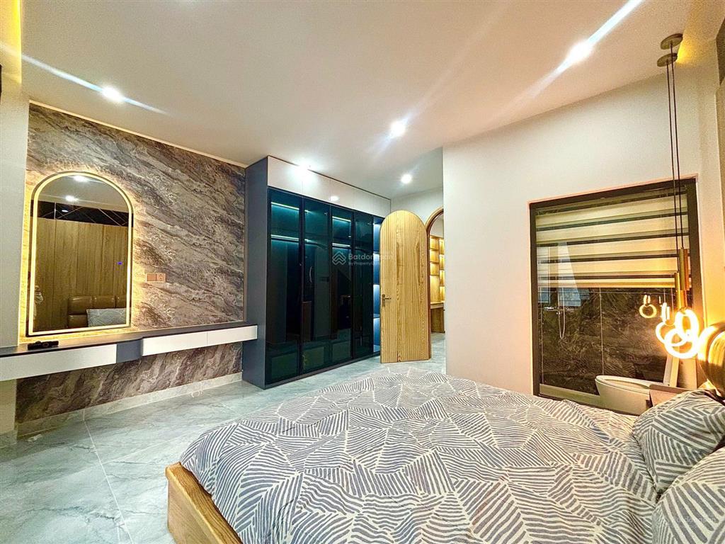 Bán nhà 3 tầng mới xây sau lưng biển nguyễn tất thành, hòa minh gốc, tp đà nẵng