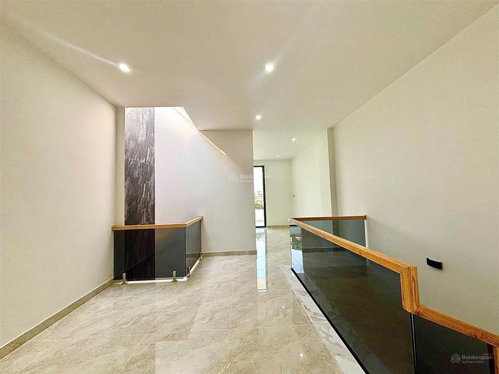 Bán nhà 3 tầng mới xây sau lưng biển nguyễn tất thành, hòa minh gốc, tp đà nẵng