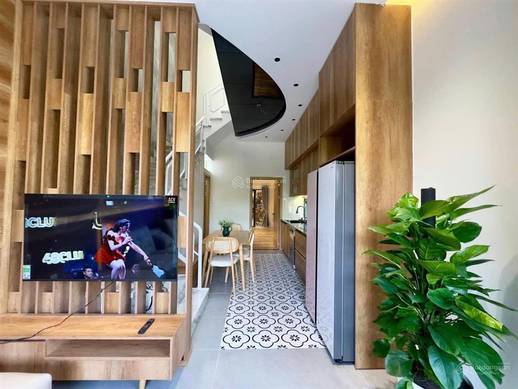 Nhà 3 tầng kiệt 4m trần đình tri sát biển nguyễn tất thành, tp đà nẵng