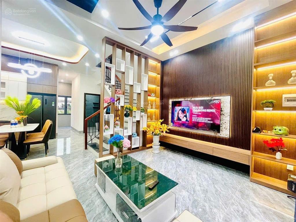 Bán siêu phẩm 2 tầng mới xây xong kiệt ô tô tôn đản ,tp đà nẵng