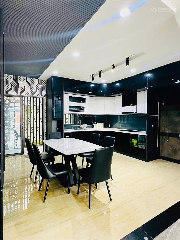 Hoả tốc bán nhanh nhà 3 tầng đẹp sát lê quảng chírẻ hơn thị trường 300 triệu,hòa xuân,tp đà nẵng