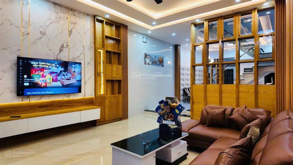 Nhà 4 tầng mặt tiền phan triêm  hòa xuân