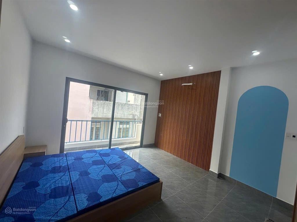 Nhà kiệt ô tô 6m trung tâm núi thành giá tốt