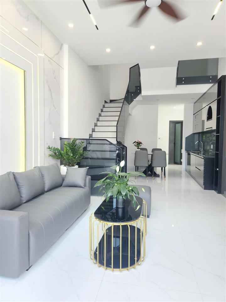 Bán nhà đẹp 3 tầng, phong cách luxury hiện ai kiệt ô tô tô hiệu. kiệt thông tứ hướng.