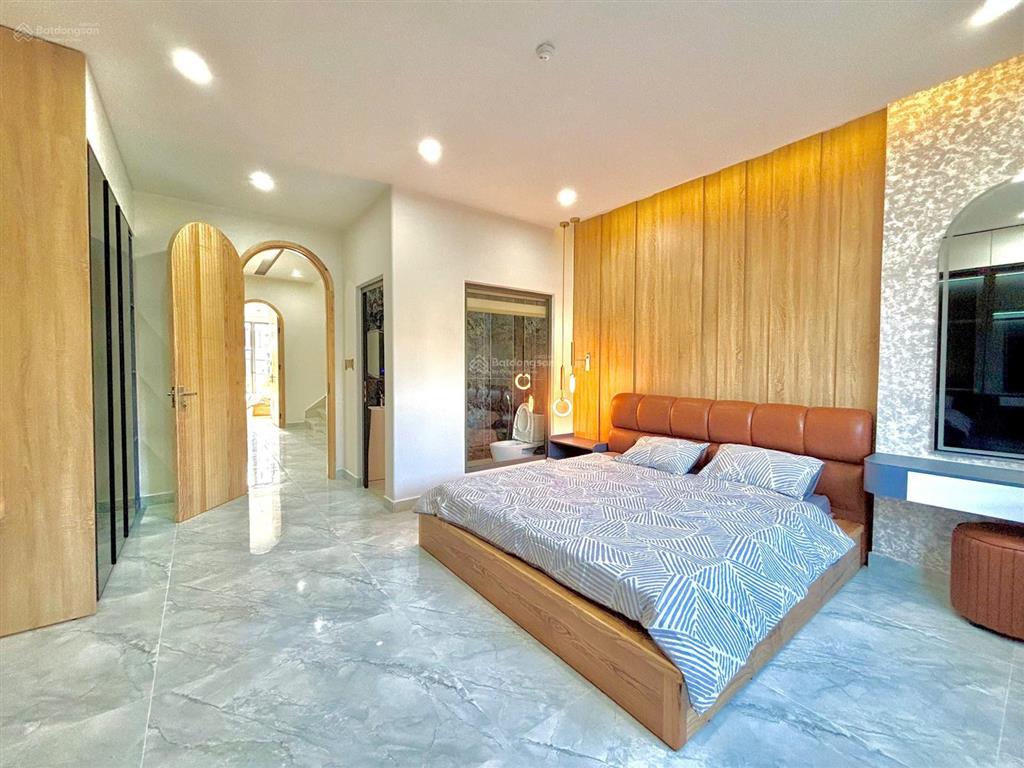 Bán nhà sau lưng đường tôn thất dương kị sát công viên hoà xuân 1 vip giá rẻ