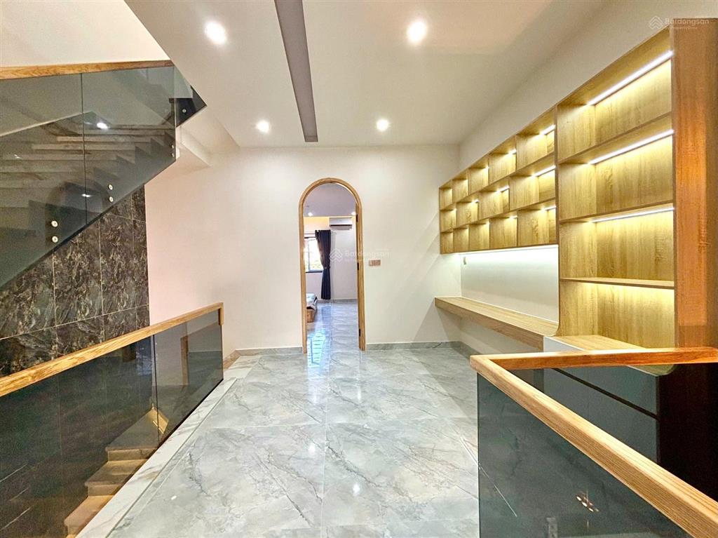 Bán nhà sau lưng đường tôn thất dương kị sát công viên hoà xuân 1 vip giá rẻ