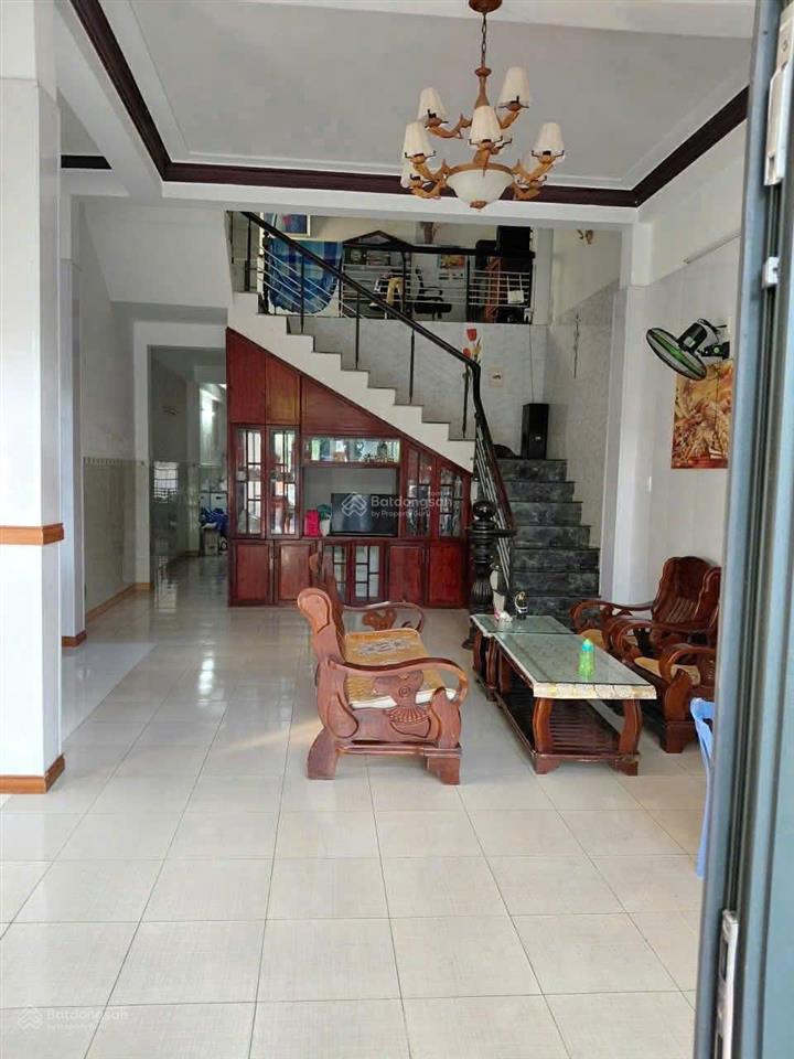 Bán nhà nguyên căn 3 tầng  3 mê mặt tiền tôn đức thắng  đoạn kinh doanh sầm uất nhất hòa khánh