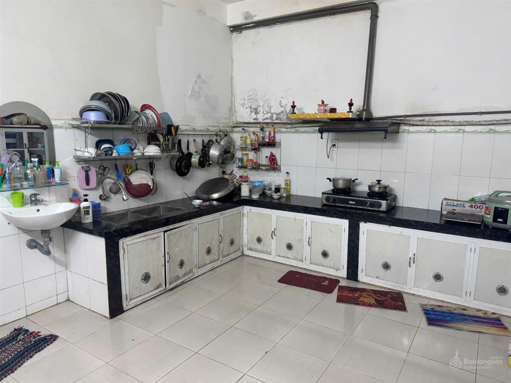 Bán nhà nguyên căn 3 tầng  3 mê mặt tiền tôn đức thắng  đoạn kinh doanh sầm uất nhất hòa khánh