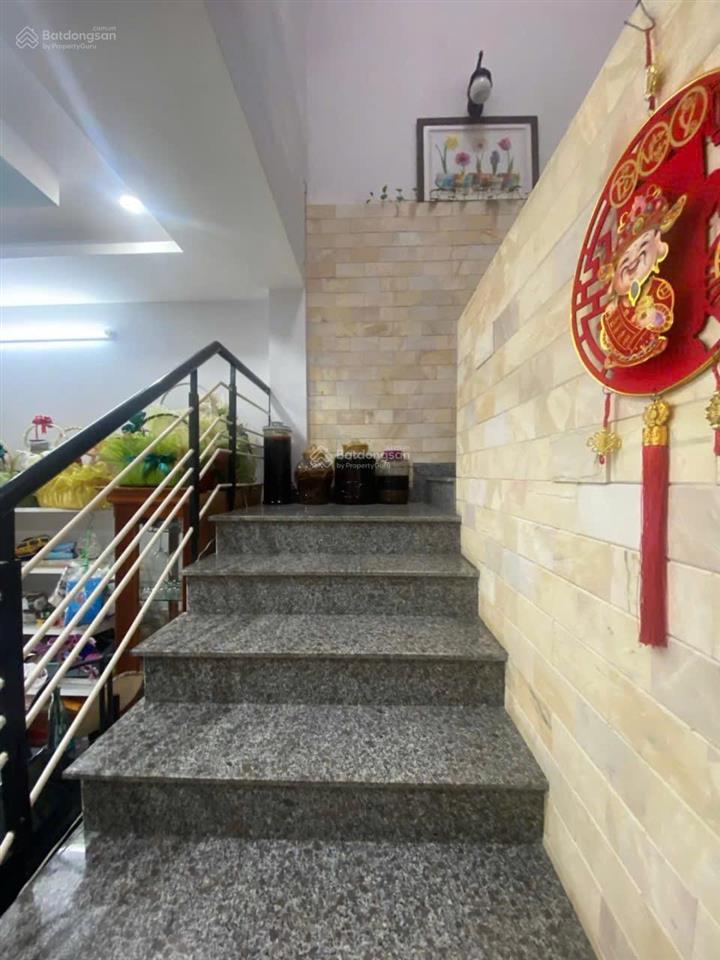 Bán nhà biệt thự sân vườn bùi thiện ngộ