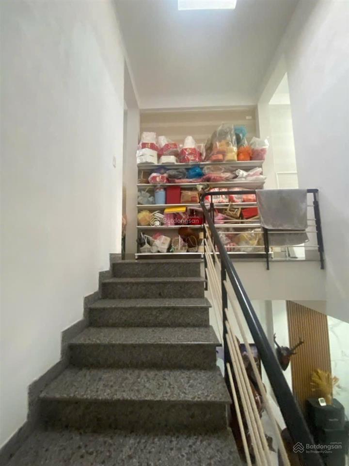 Bán nhà biệt thự sân vườn bùi thiện ngộ