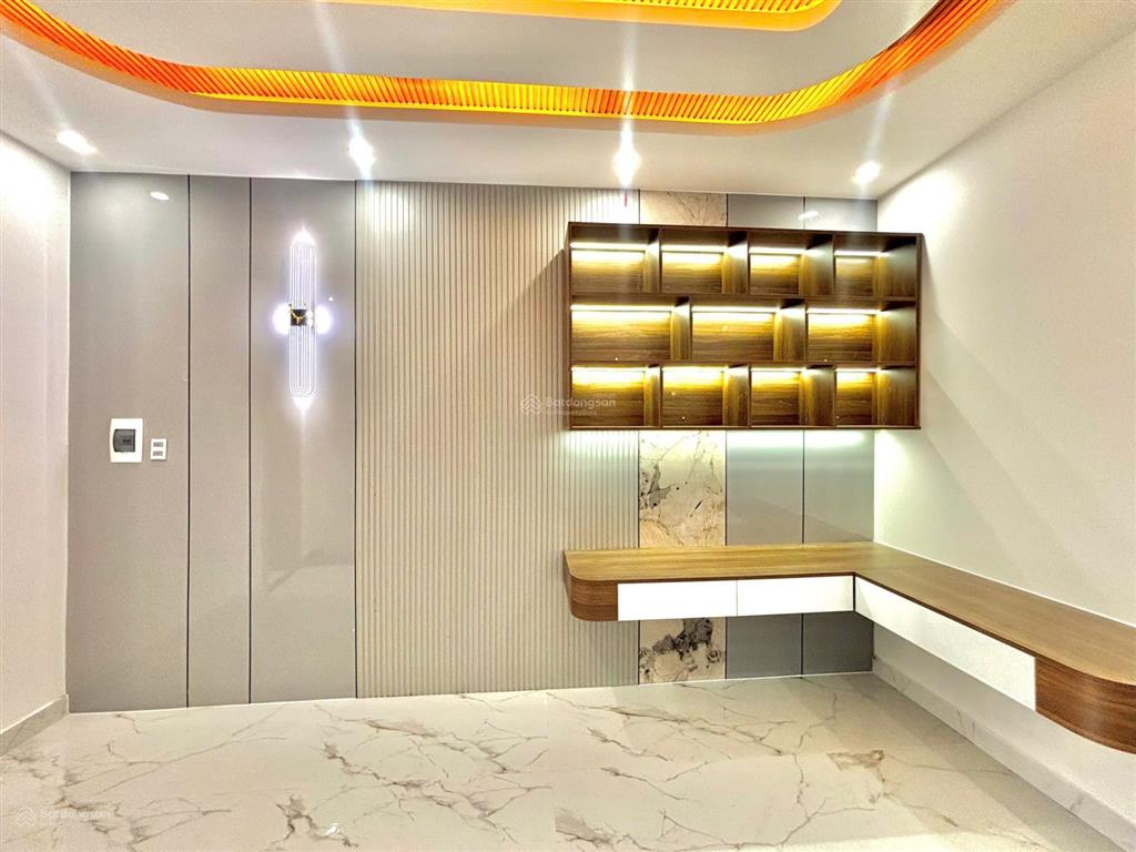 Bán nhà tân cổ điển mới xây vip sát trần nam trung đường 7m5 gần tttm aeon mall hoà xuân