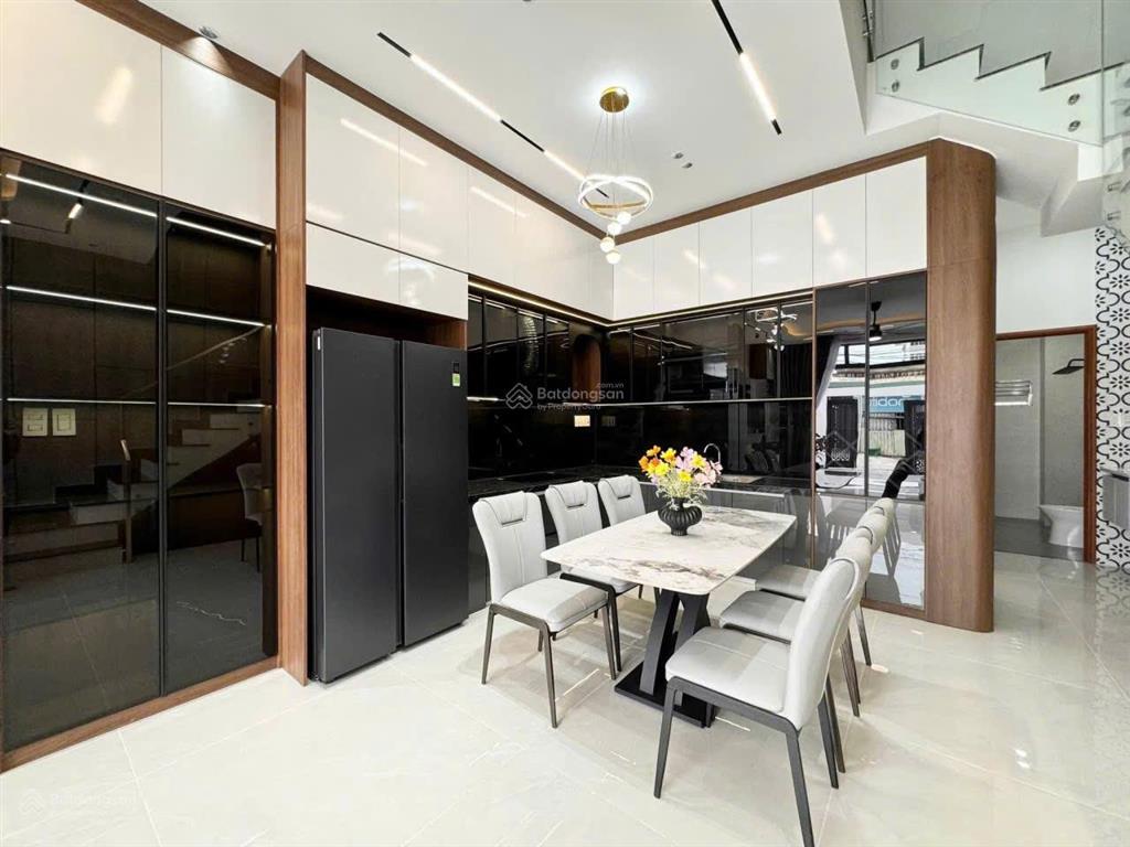 Bán nhà 3 tầng mới xây kiệt ô tô âu cơ full nội thất vào ở ngay