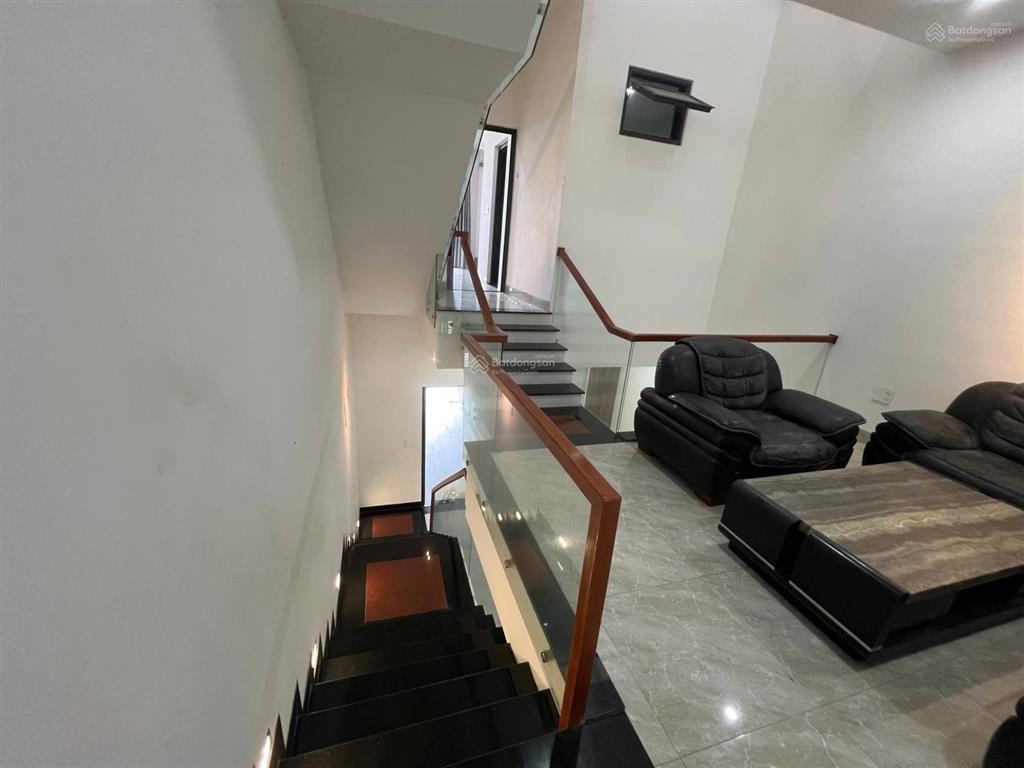 Bán nhà 3 tầng đường đỗ quỳ hoà xuân