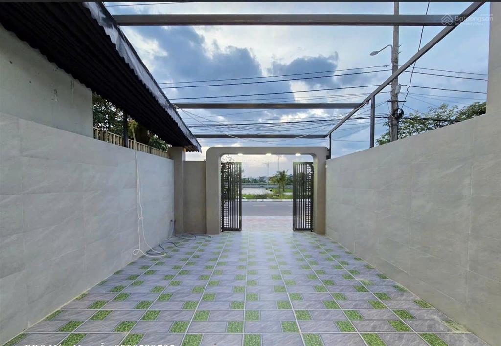 Nhà 3 tầng văn tiến dũng đối diện công viên, tiềm năng khai thác cao