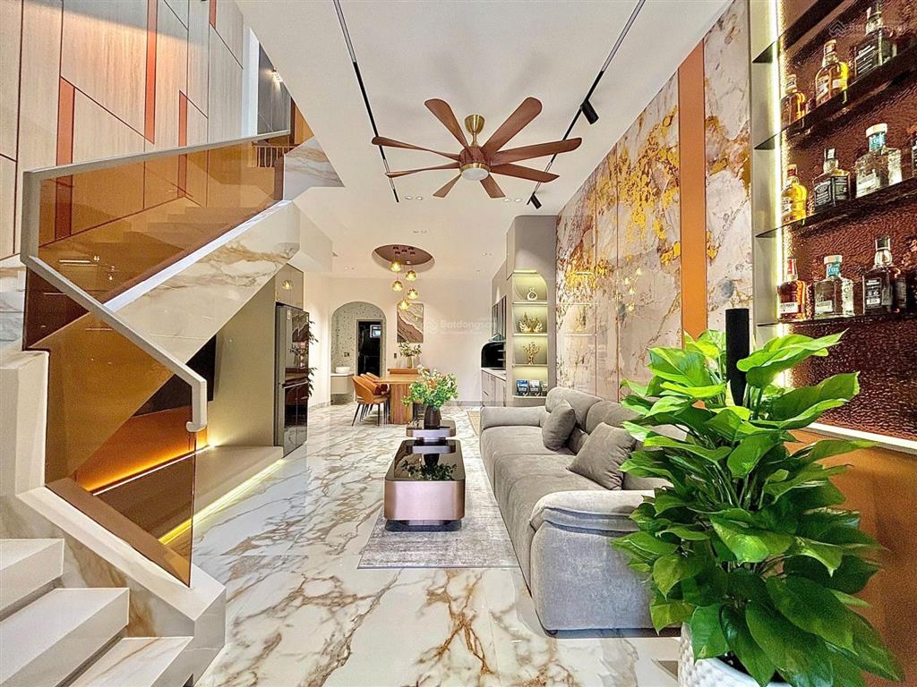 Cần tiền bán siêu phẩm luxury 3 tầng đường nguyễn thuý sát biển vài bước chân